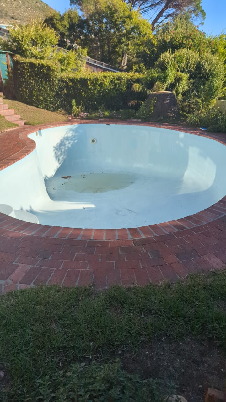 pool installation in lakeside